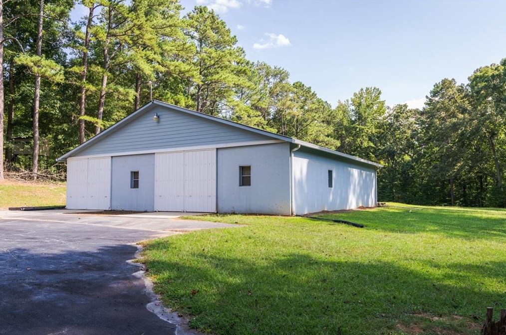 5201 Paul Cir, Conyers GA  30094-4813 exterior