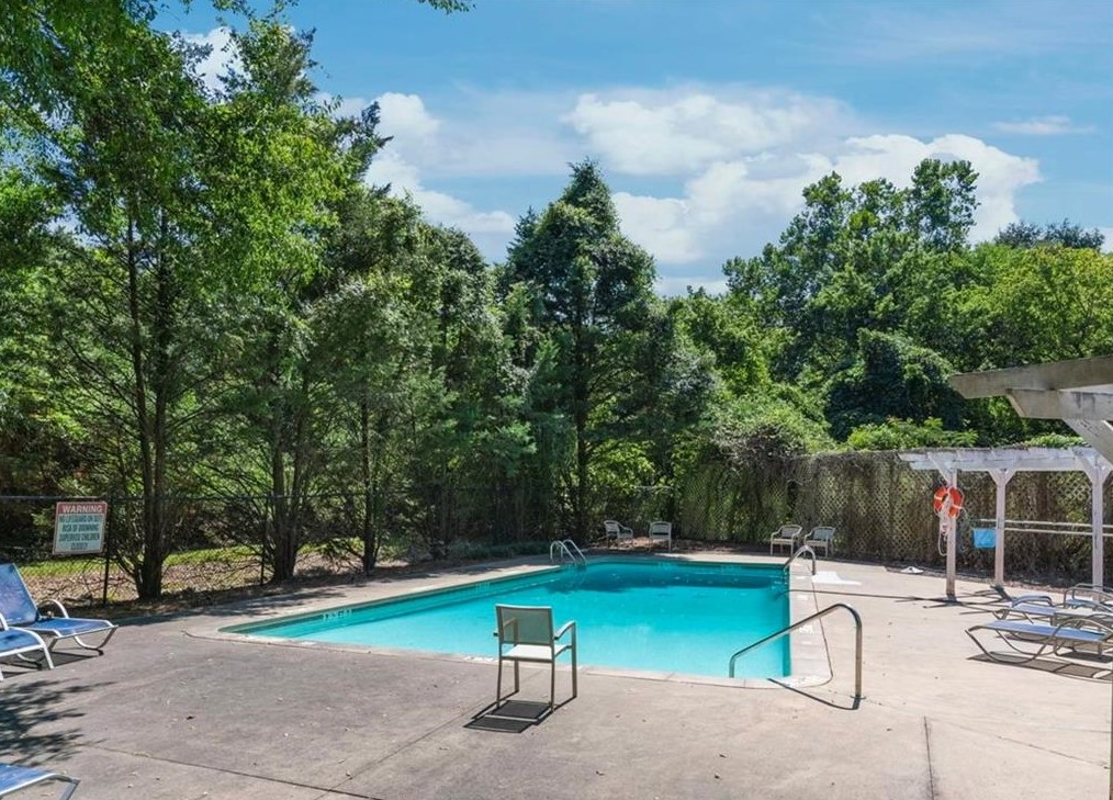 311 Peachtree Hills Ave, Atlanta GA  30305-4549 exterior