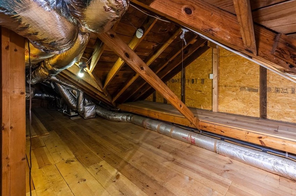 168 Pinecrest Ave, Decatur GA  30030-1933 exterior