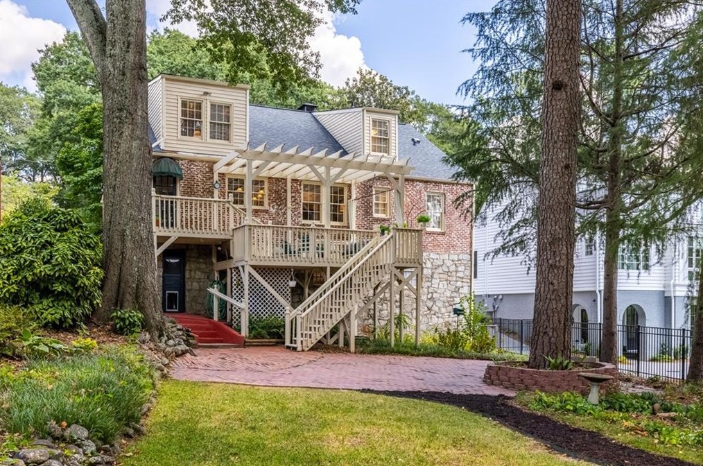 168 Pinecrest Ave, Decatur GA  30030-1933 exterior