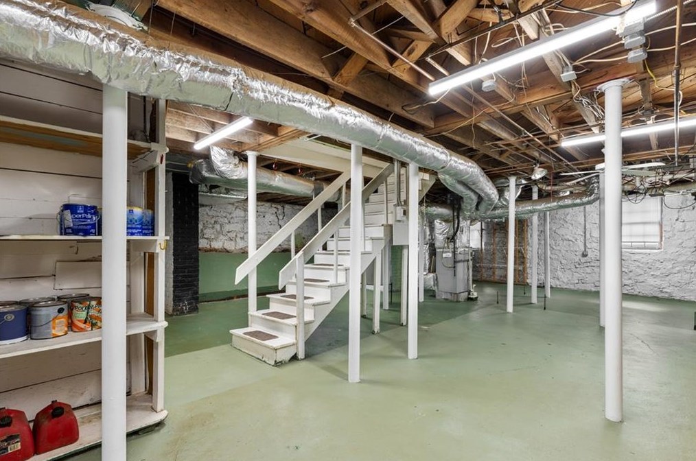 168 Pinecrest Ave, Decatur GA  30030-1933 exterior