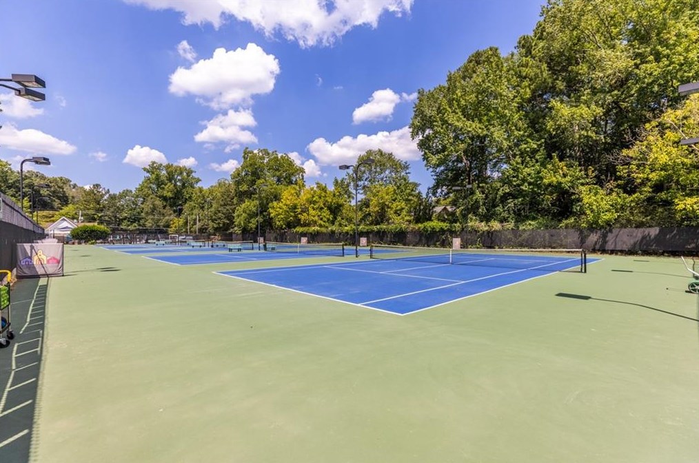 168 Pinecrest Ave, Decatur GA  30030-1933 exterior