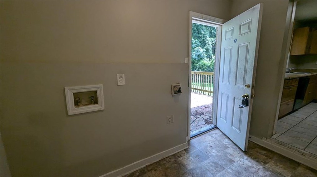 2912 Belvedere Ln, Decatur, GA 30032