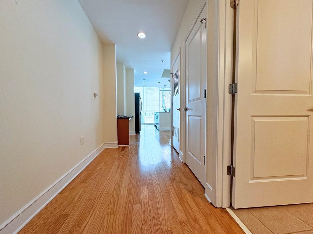 44 Peachtree Pl Nw #929, Atlanta, GA 30309