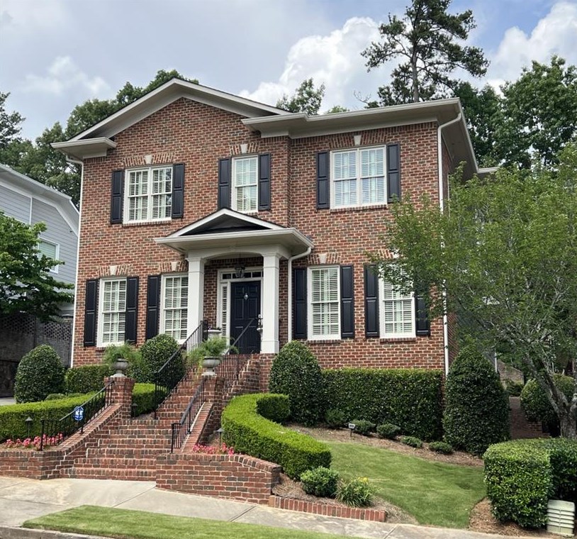 962 Manor Parc Dr, Decatur, GA 30033-4064