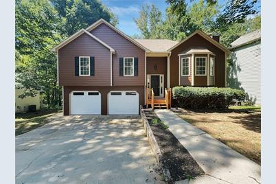 1015 Queensbury Run, Acworth, GA 30102 - Photo 1