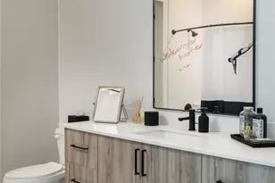1084 Howell Mill Rd NW, Atlanta, GA 30318 - Photo 20