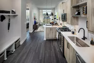 1084 Howell Mill Rd NW, Atlanta, GA 30318 - Photo 10