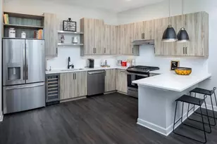 1084 Howell Mill Rd NW, Atlanta, GA 30318 - Photo 1