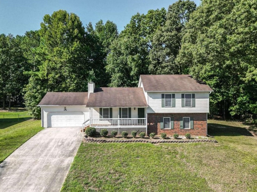 2464 Danver Ln, Buford, GA 30519-6437