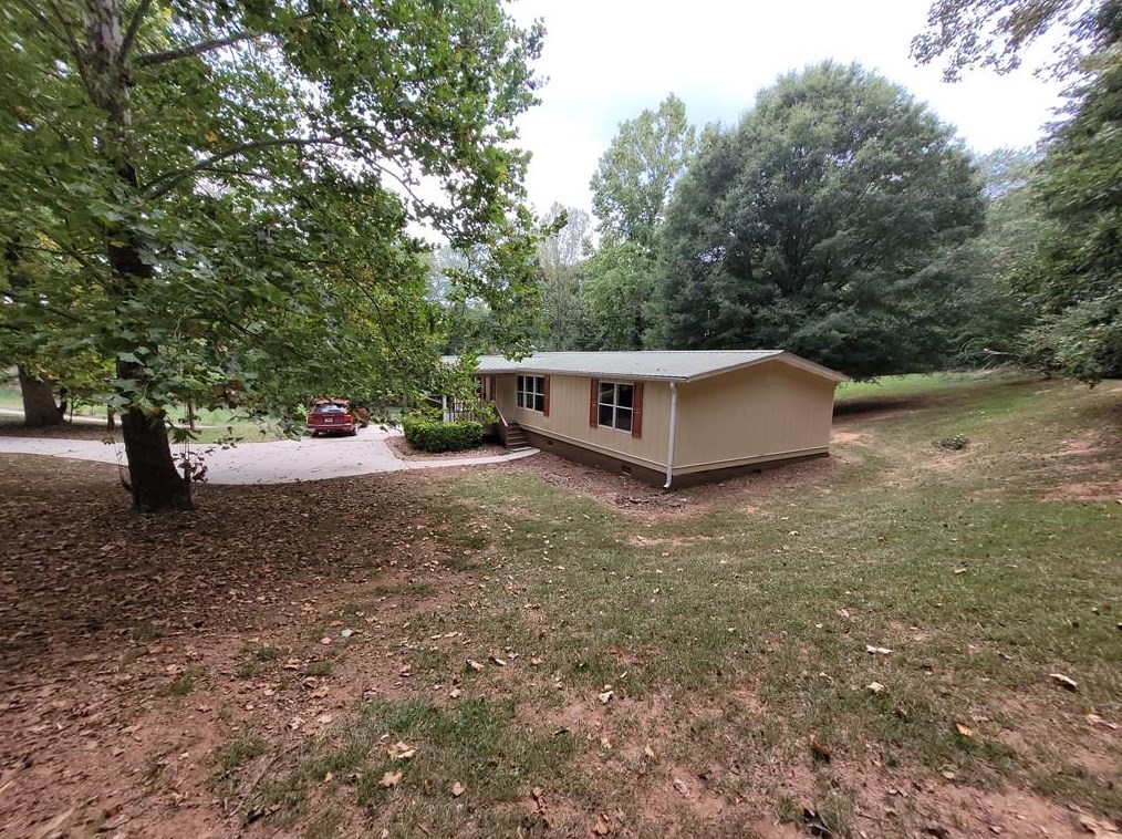 3986 Green Dr, Gainesville, GA 30506-4530