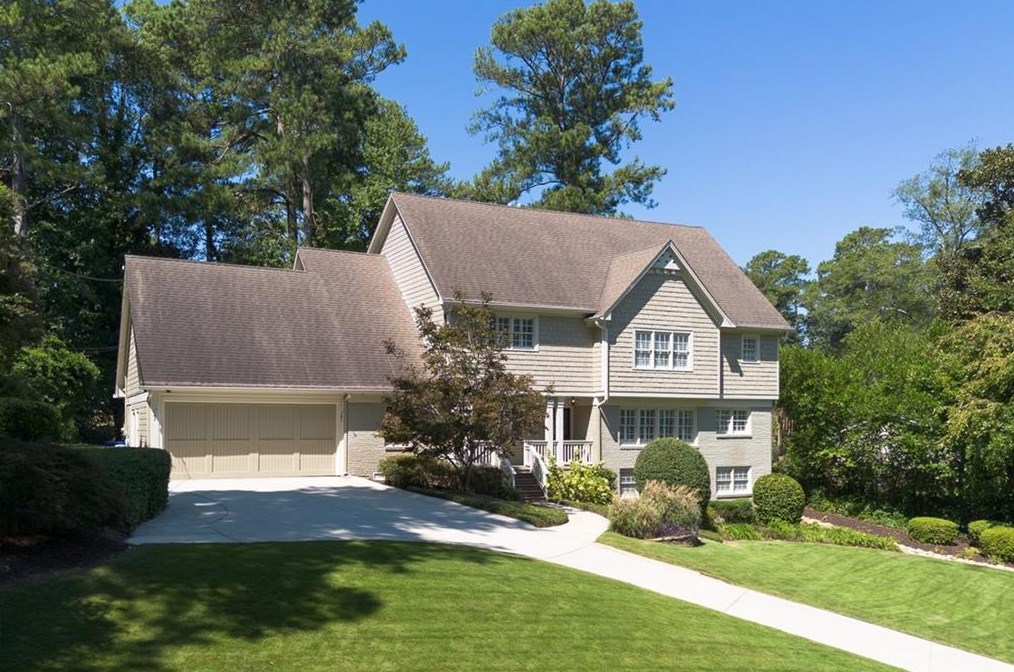 1664 Colebrook Cir, Decatur GA  30033-1425 exterior