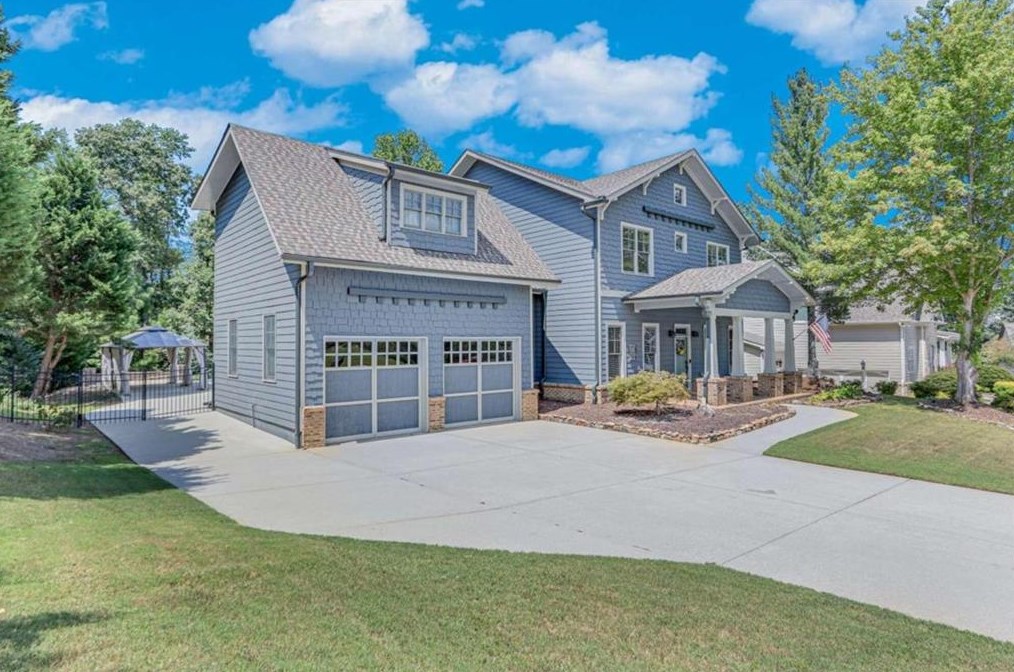 2979 Green Grass Ct, Buford, GA 30519-8076