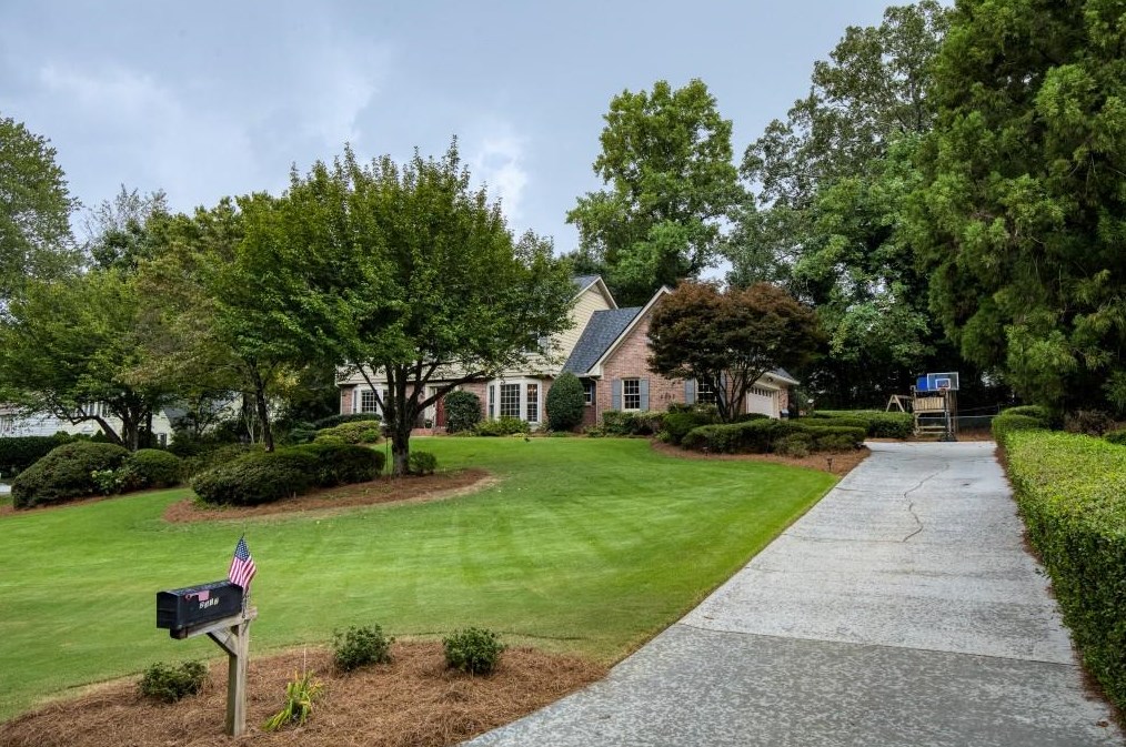 2317 Fenhurst Pl, Atlanta, GA 30338