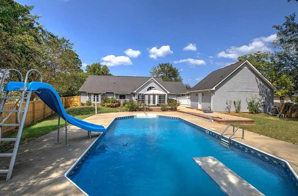 19 Windrush Dr Nw, Rome, GA 30165