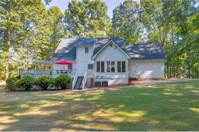 918 Brockton Loop, Jefferson, GA 30549 - Photo 8