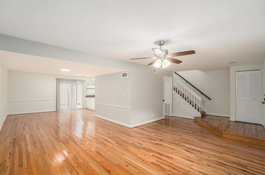 7118 Stonington Dr, Atlanta, GA 30328