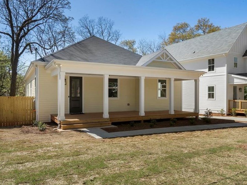 1909 Browns Mill Rd, Atlanta GA  30315-6655 exterior