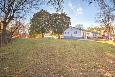 1301 North Avenue NW, Atlanta, GA 30318 - Photo 2