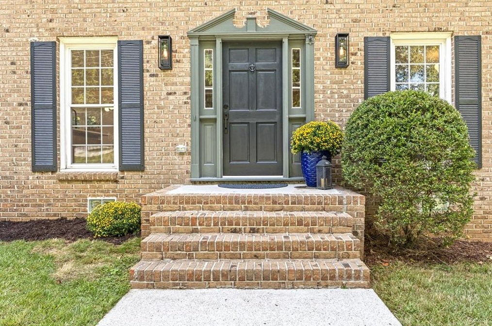 1972 Peeler Rd, Atlanta, GA 30338