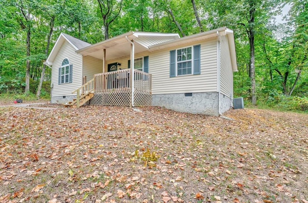 145 Kids Dr, Dalton, GA 30720-6357