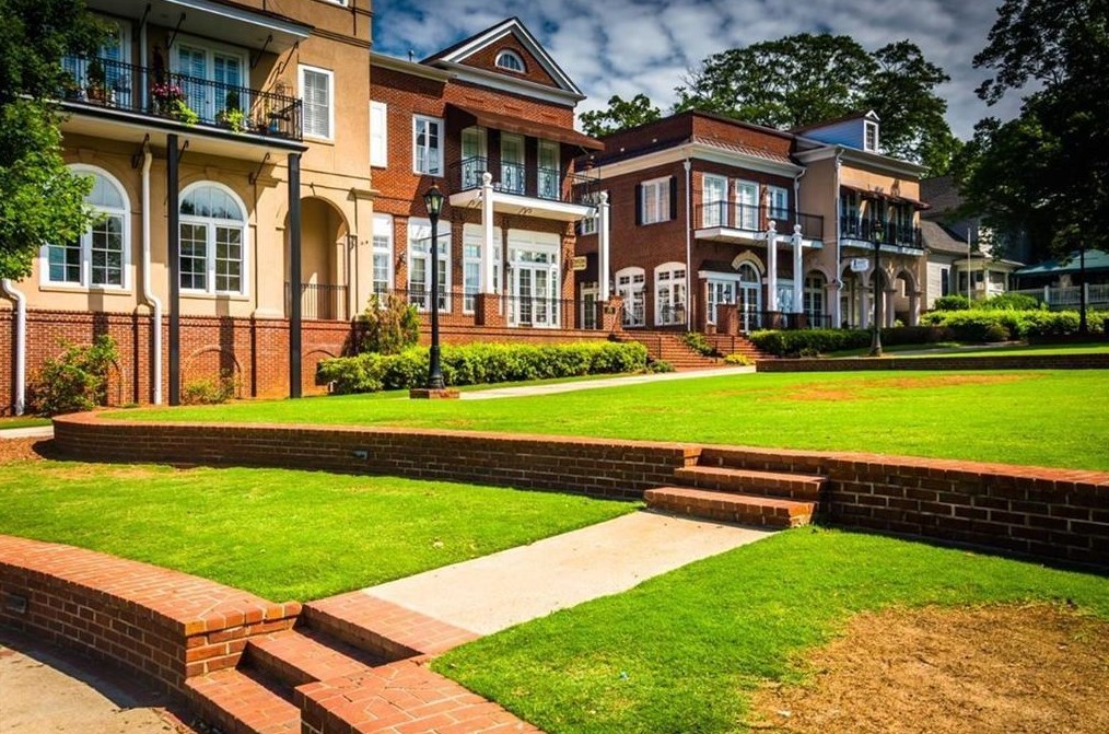 2850 Pne St, Duluth GA 30096-2781 exterior