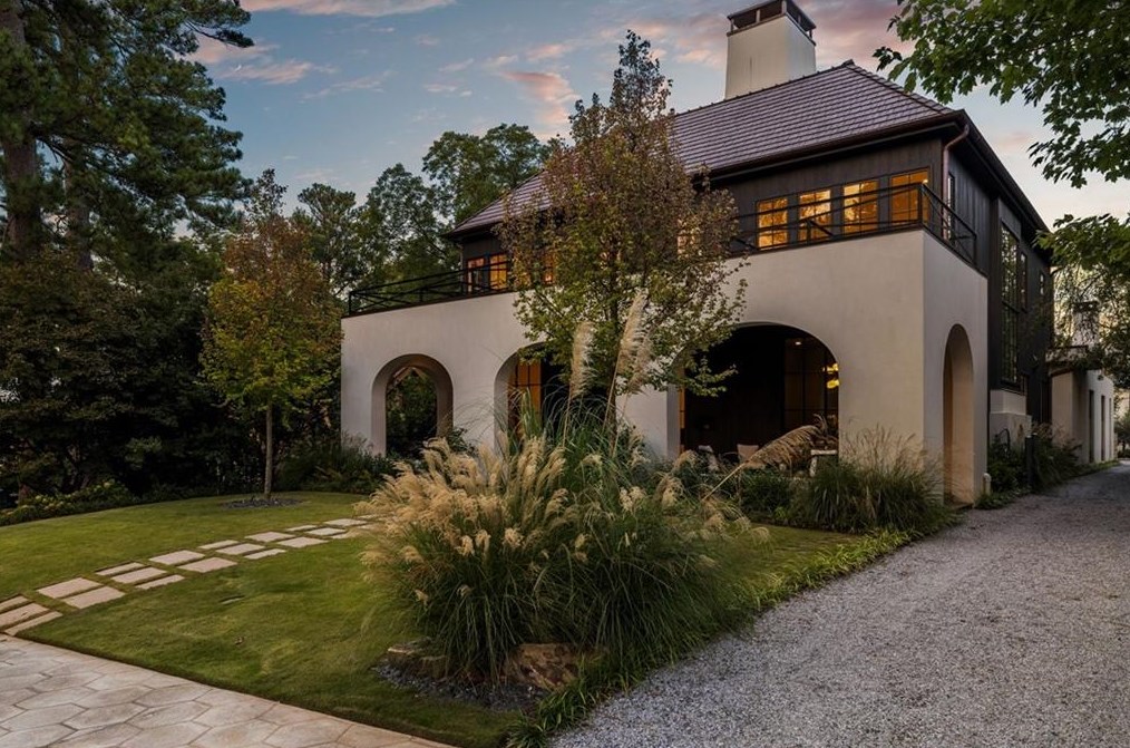 95 Montgomery Fry Dr, Atlanta GA 30309-2718 exterior