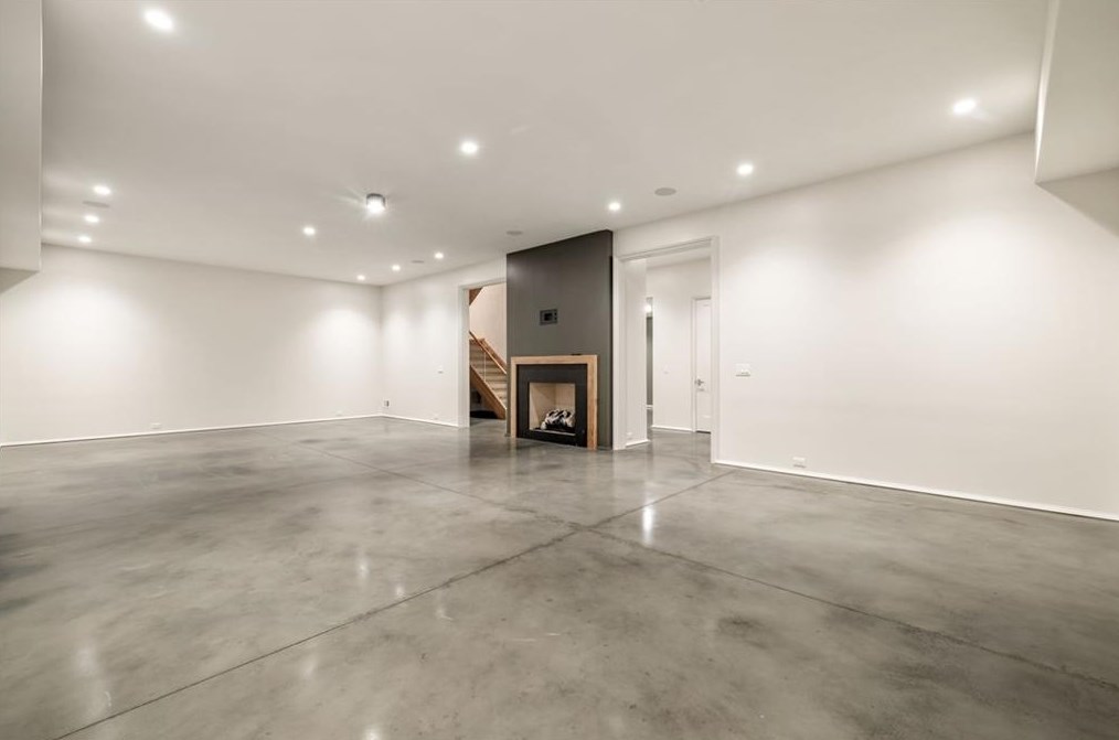 95 Montgomery Fry Dr, Atlanta GA 30309-2718 exterior