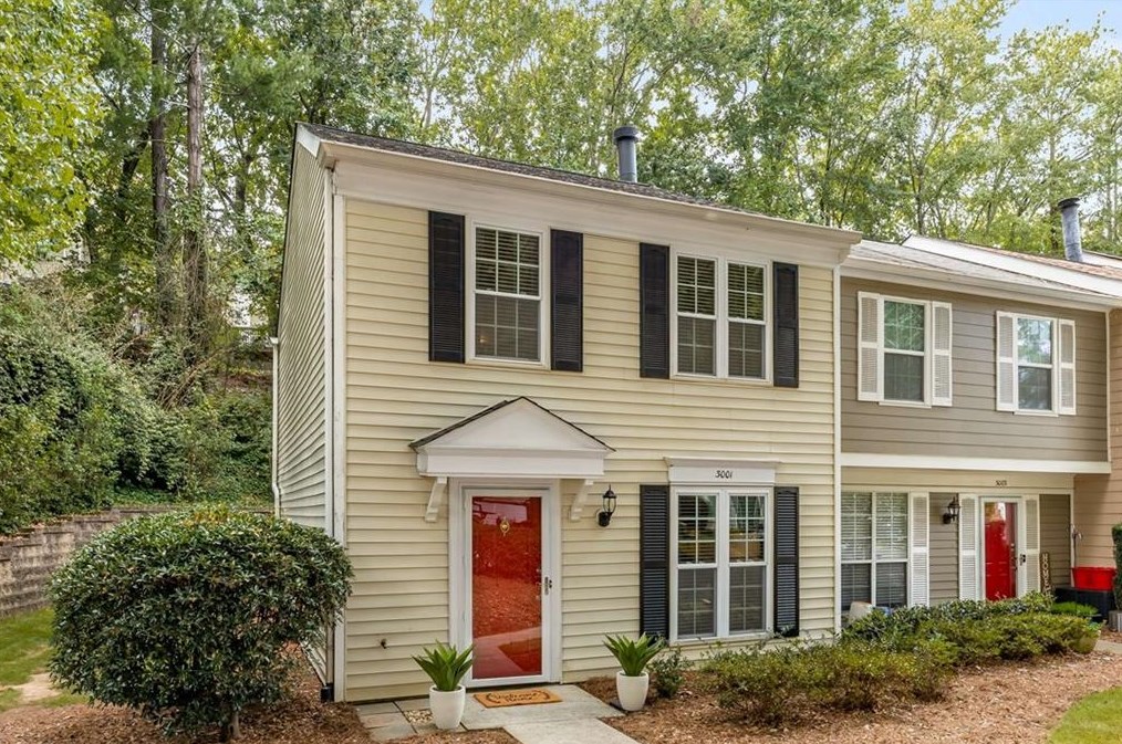 3001 Queen Anne Ct, Atlanta, GA 30350