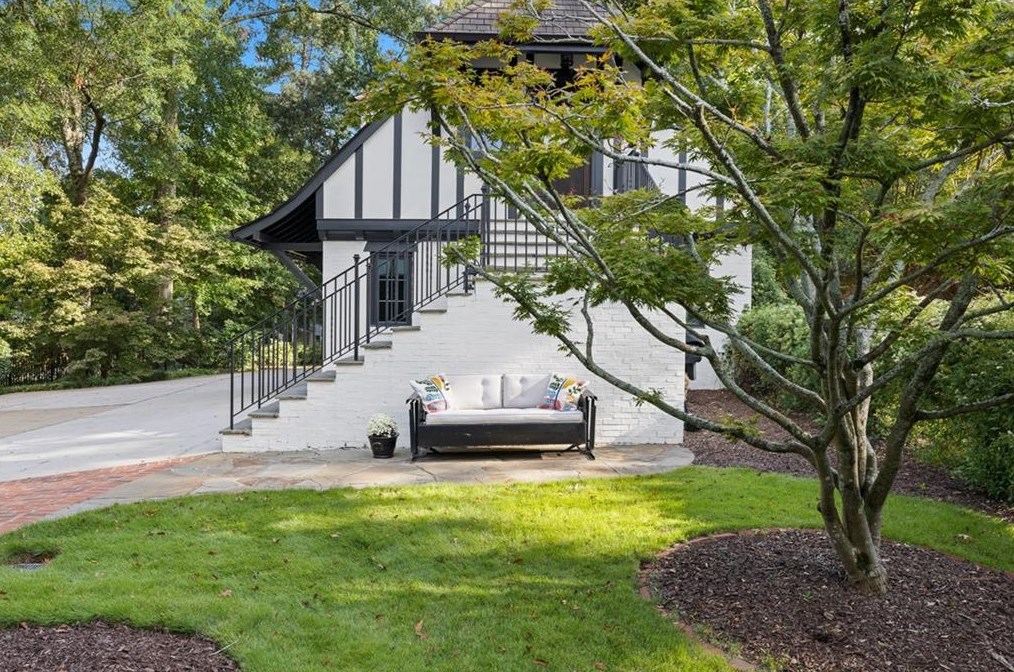 607 Paces Ferry Rd, Atlanta GA 30305-2714 exterior