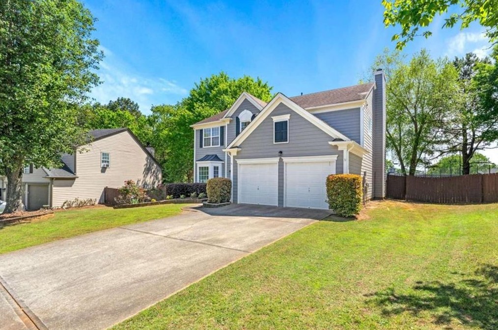 3850 Lake Lanier Dr, Duluth, GA 30097-7921