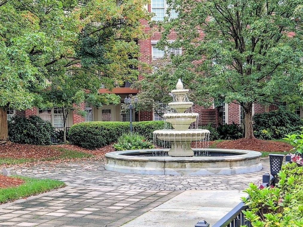 1735 Peachtree St, Atlanta GA  30309-7019 exterior