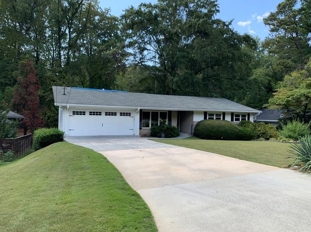 1696 Dunwoody Pl, Atlanta, GA 30324-2704