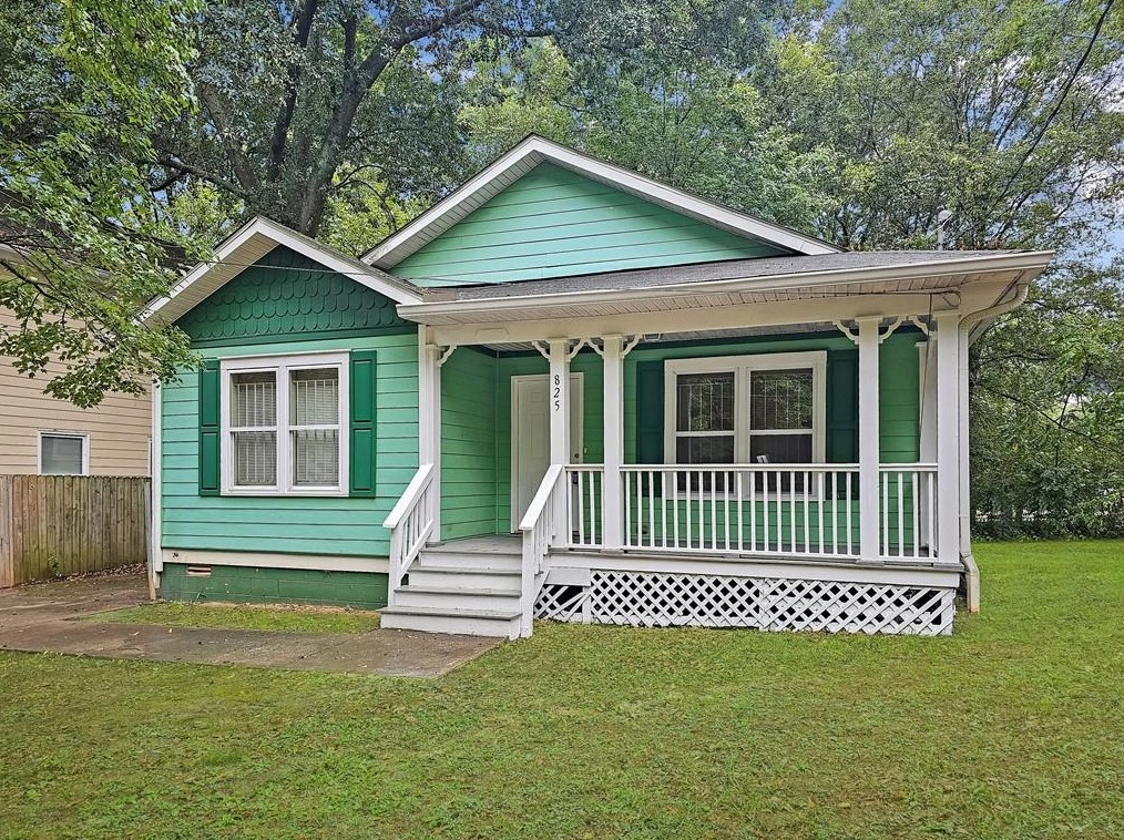 825 Smith St Sw, Atlanta, GA 30310