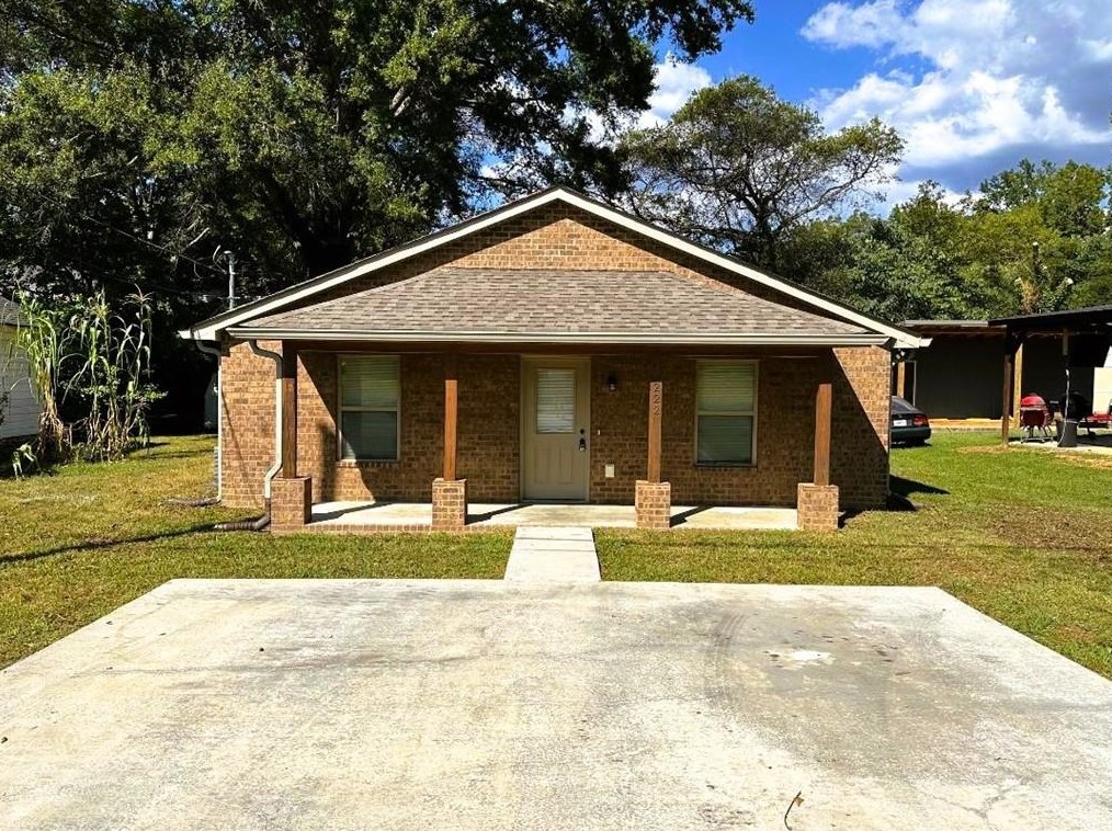 222 Gordon Ave, Calhoun, GA 30701