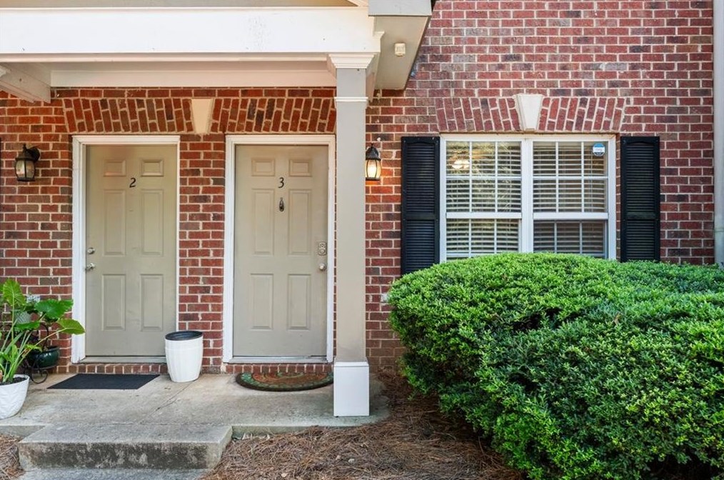 460 Barnett Shoals Rd, Athens, GA 30605-7602