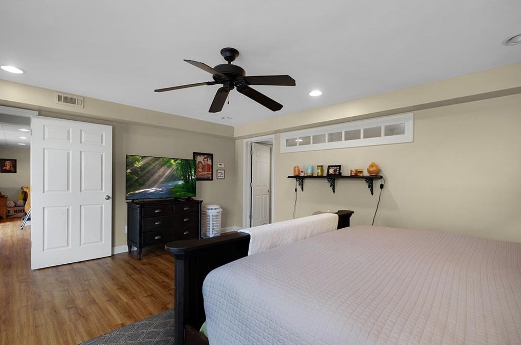 3102 Red Bud Rd, Calhoun GA 30701-9601 exterior