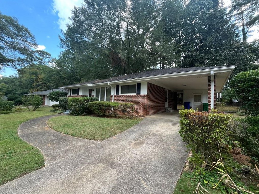 2731 Hollywood Dr, Decatur, GA 30033