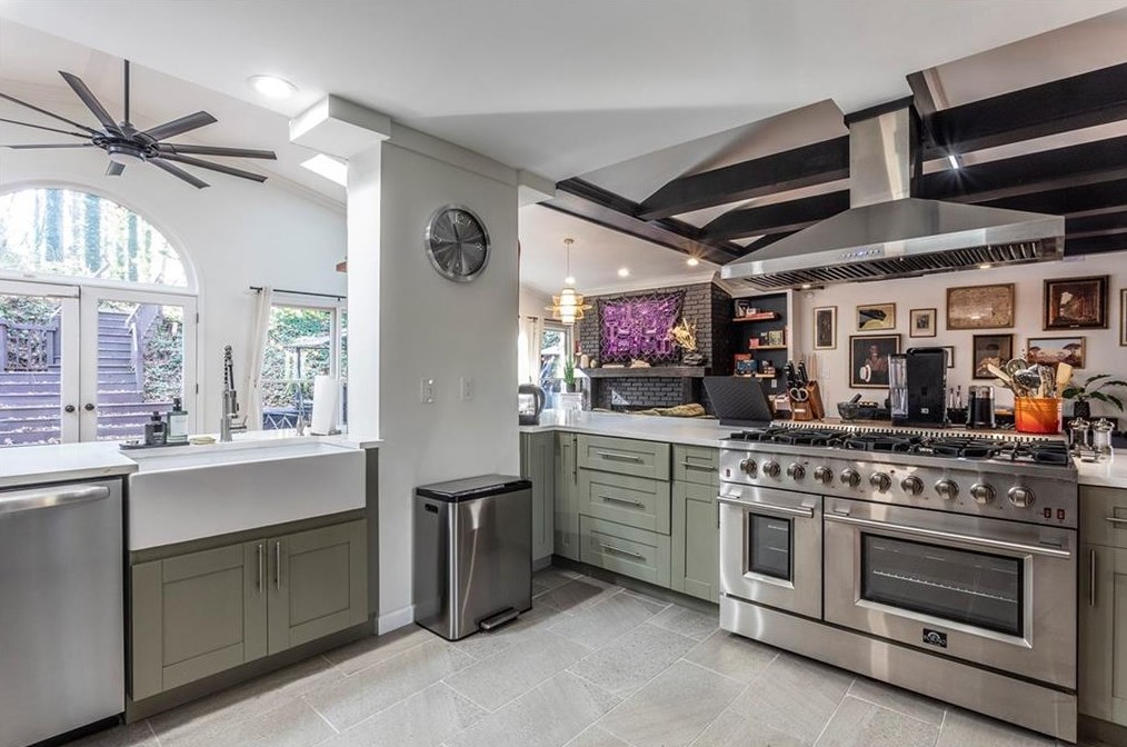 1480 Loch Lomond Trail Sw, Atlanta, GA 30331