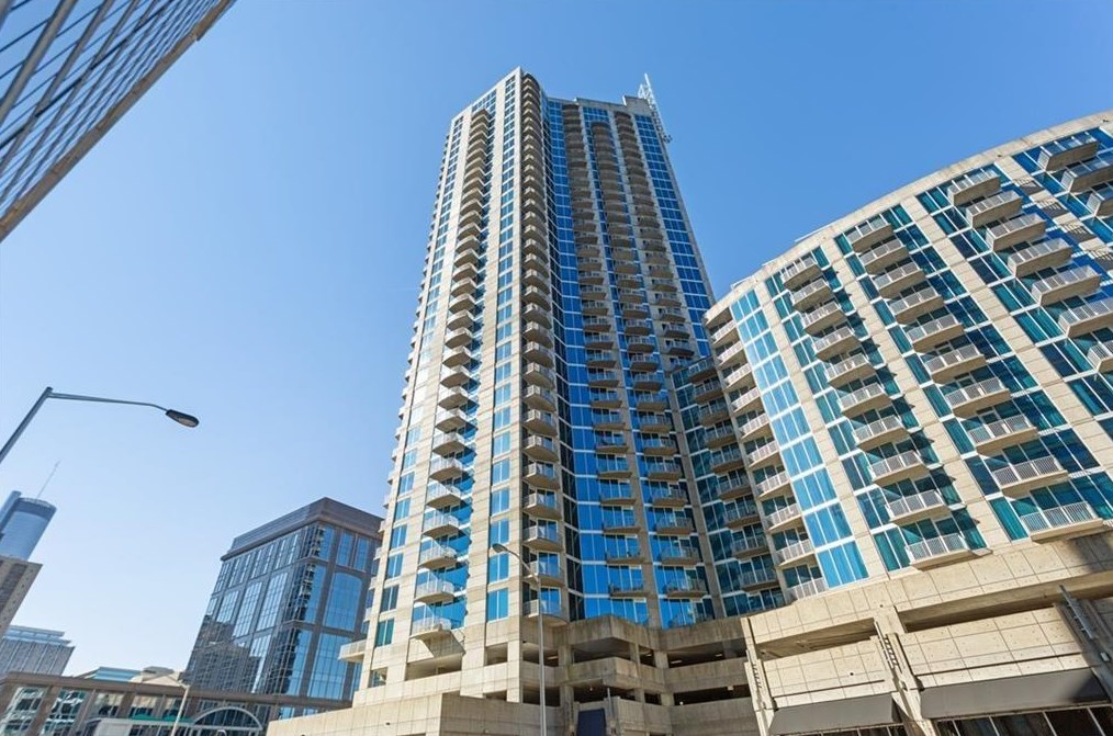 400 Peachtree St, Atlanta GA  30308-3505 exterior