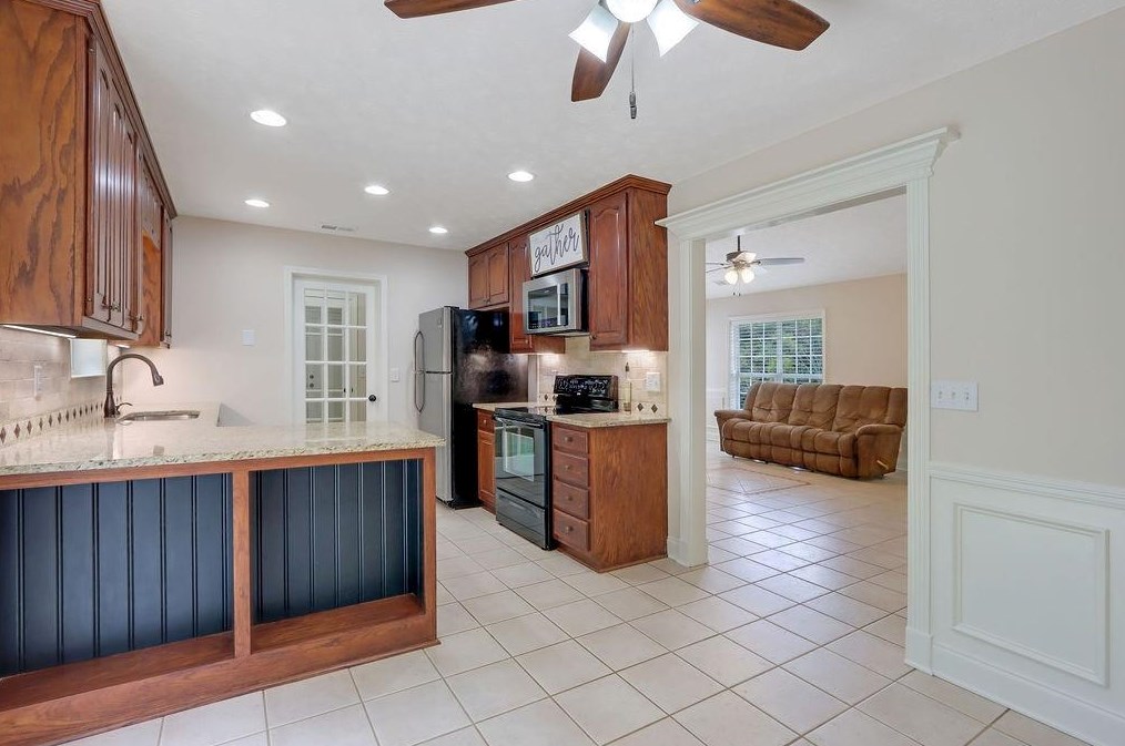 4966 Poplar Spg Rd, Gainesville GA 30507-8741 exterior