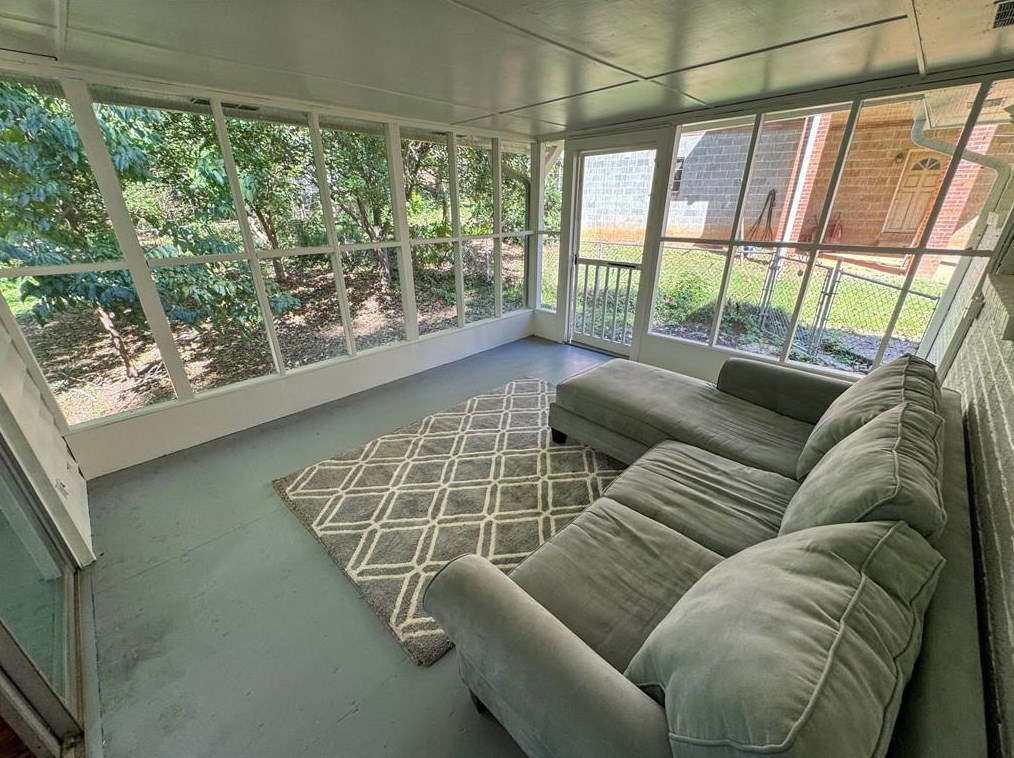 3172 Briarcliff Rd, Atlanta GA  30329-2603 exterior