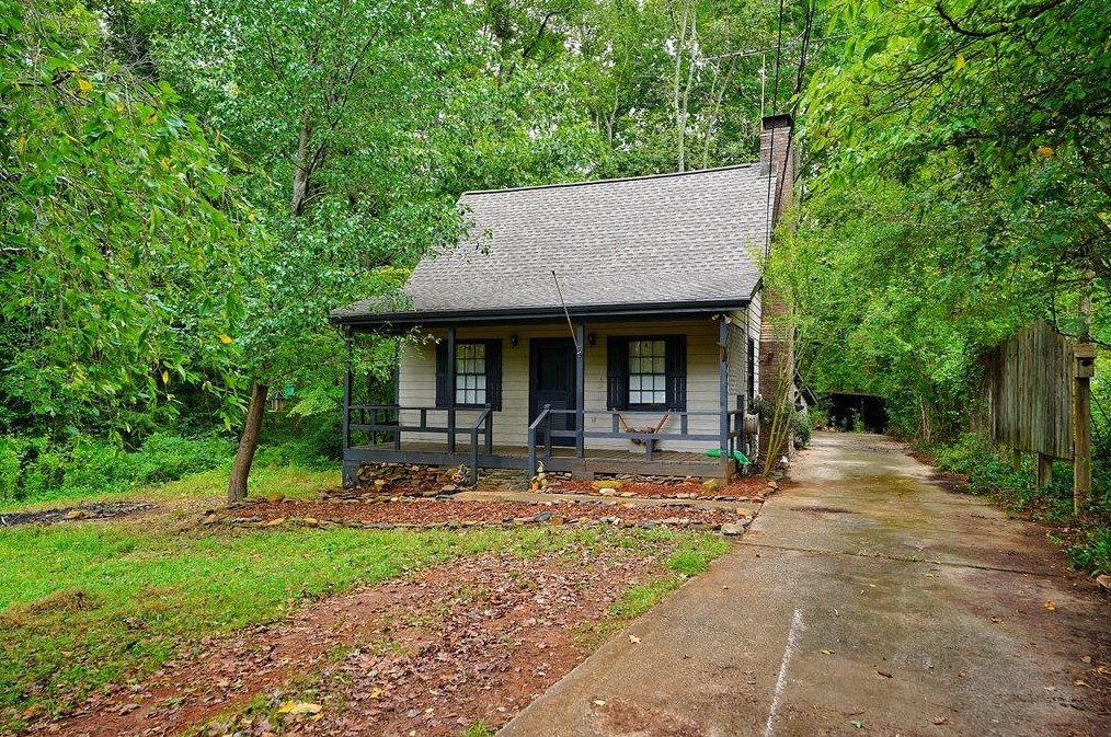 589 Trace Rd, Dallas, GA 30157-9580