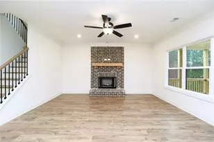 1254 Red Oak Blvd, Loganville, GA 30052 - Photo 2