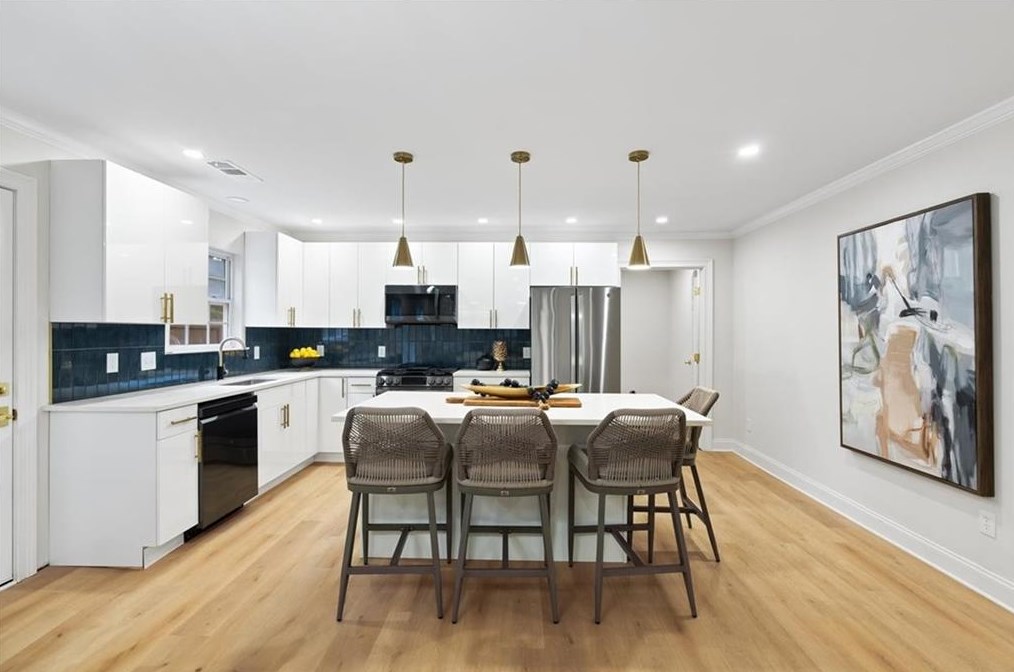 515 Thomas St Se, Smyrna, GA 30080