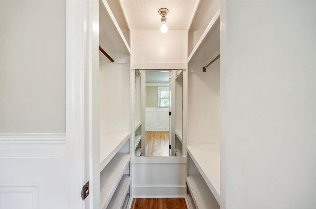 2423 Rhineland Ct, Atlanta GA 30345 exterior