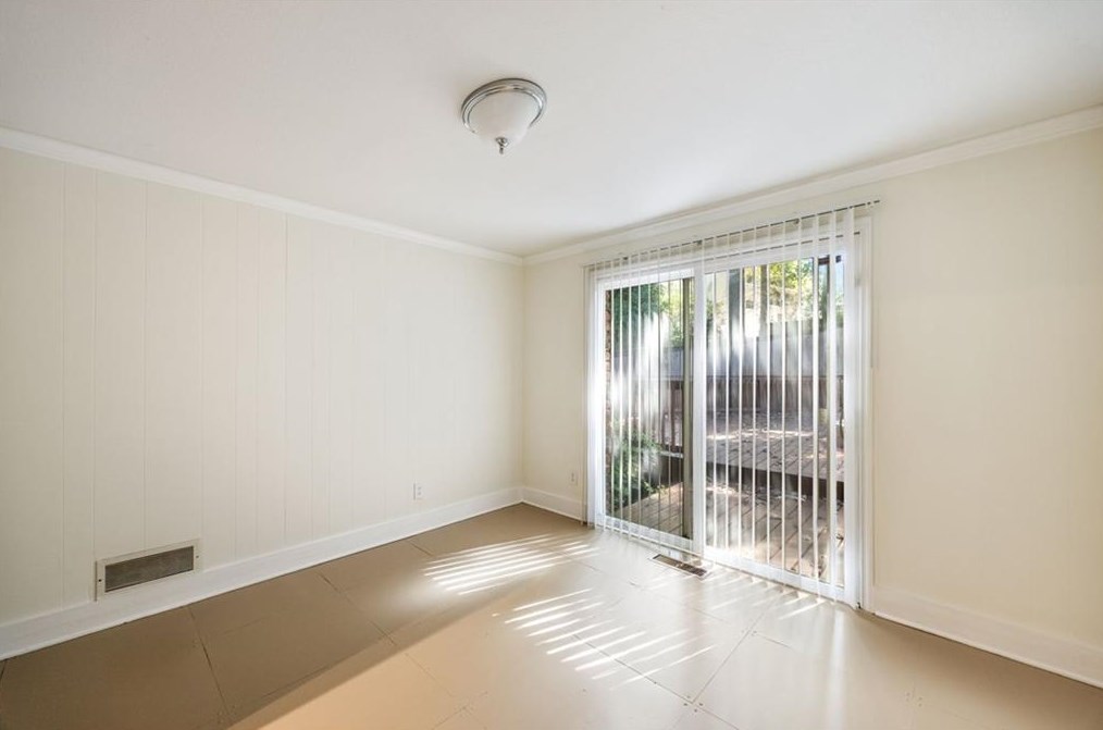 2423 Rhineland Ct, Atlanta GA 30345 exterior