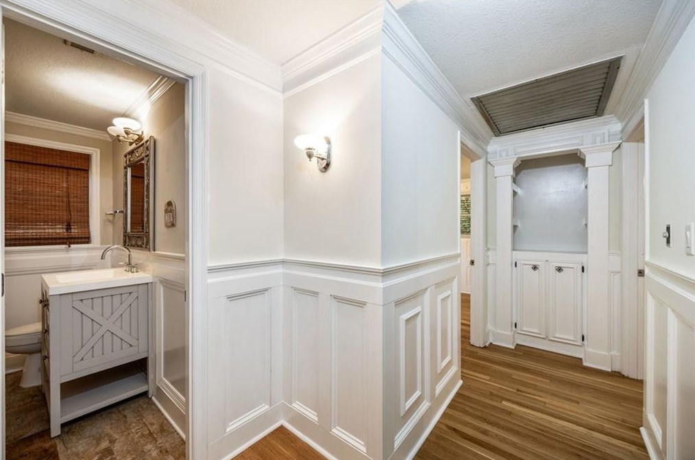 2423 Rhineland Ct, Atlanta GA 30345 exterior