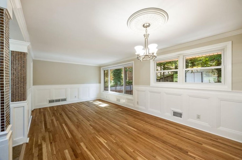 2423 Rhineland Ct, Atlanta GA 30345 exterior