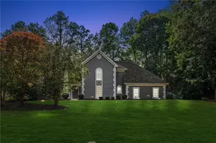 1210 Swan Mill Ct, Suwanee, GA 30024 - Photo 2